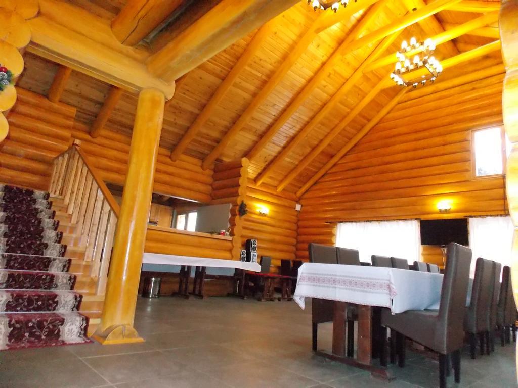 Pensiunea Izbucul Tauz Ghetari エクステリア 写真